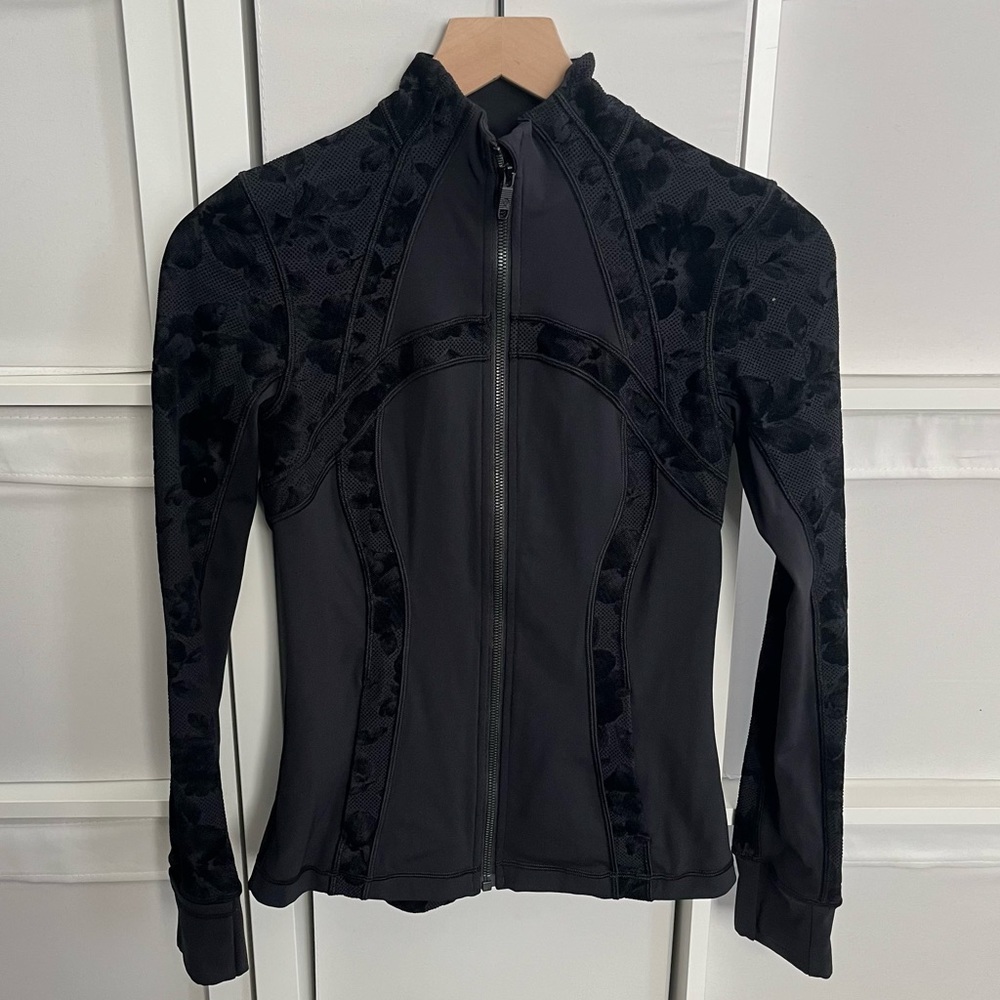 Lululemon Define Jacket Manifesto 20 Year Edition - Picture 4 of 5